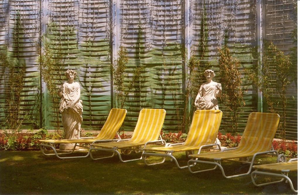 Beauty-Vital-Residenz Helga Dolezal Neusiedl am See Bagian luar foto
